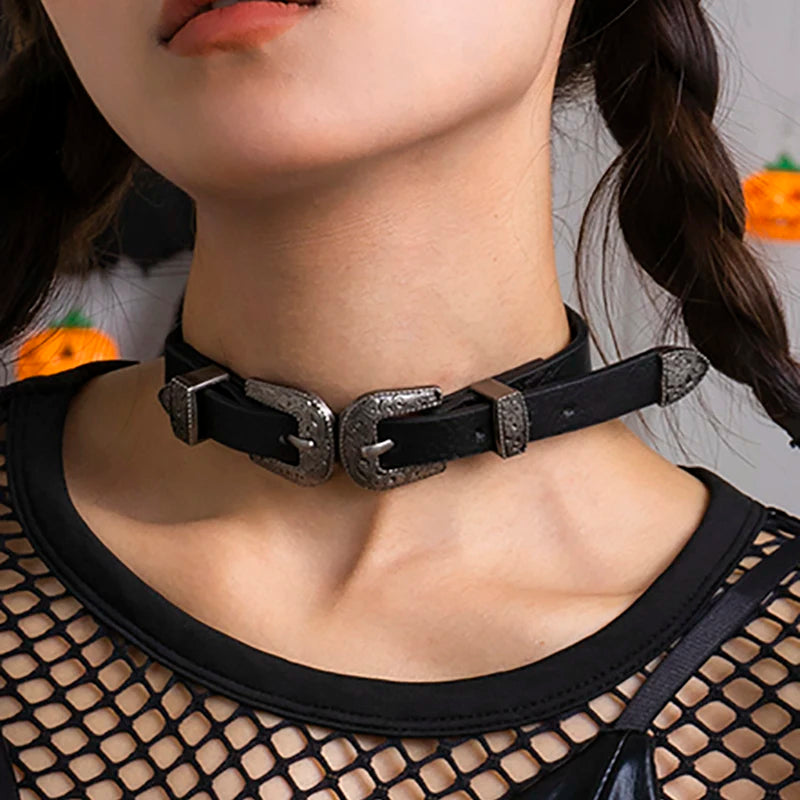 Black buckle choker discount