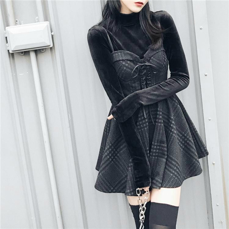 Sorrow' Black and Grey Grunge Plaid Dress – Rags n Rituals
