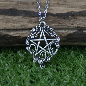 Rags n Rituals 'Ethereal' Pentagram ivy necklace at $14.99 USD