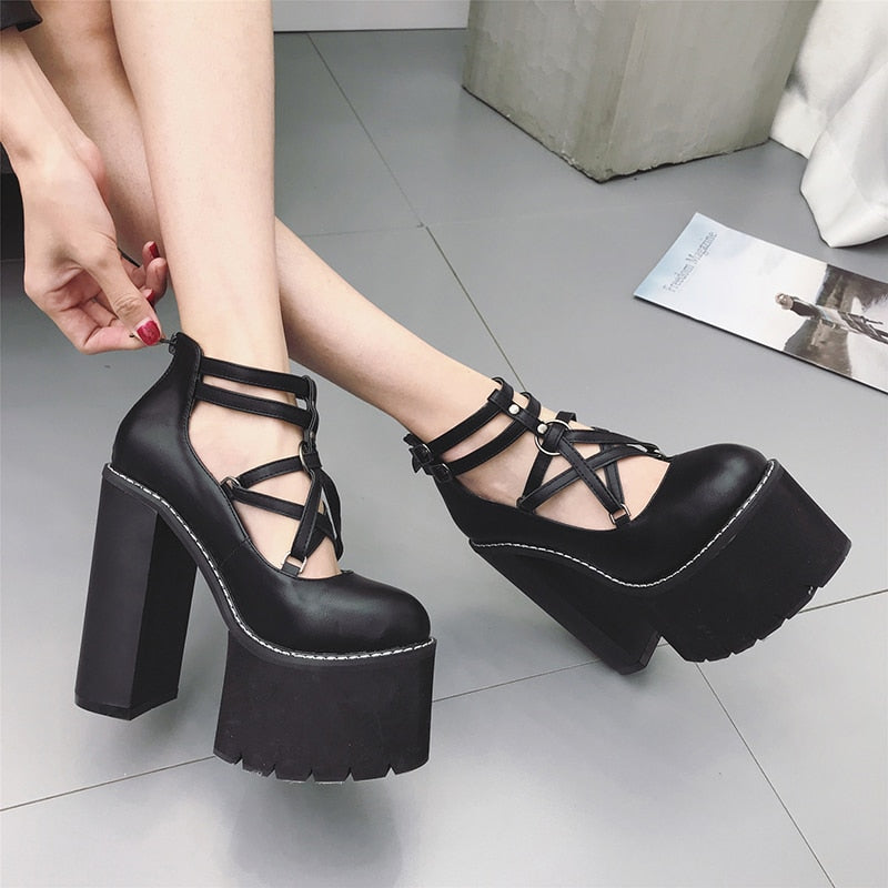 Chic Cross-Tied Chunky Heel Platform Shoes, Black / 5.5 Chic Cross-Tied Chunky Heel Platform Shoes, Black / 5.5